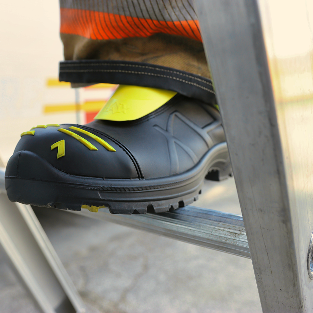 Fire-Eagle-Xtreme-Toe-Metatarsal-protection